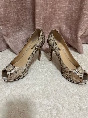 GUESS beige Snake Print Heels